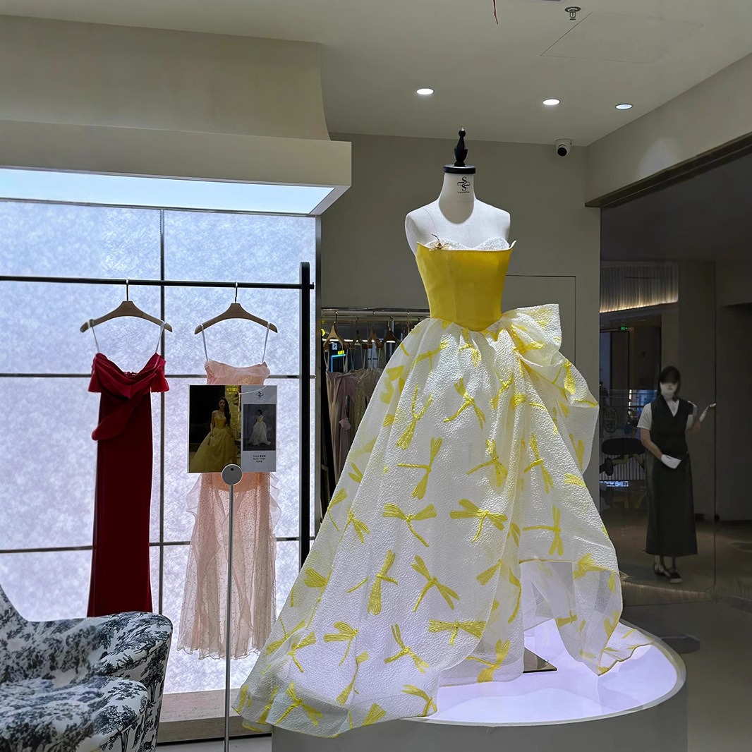 Zarif Sarı Saten Üstlü Düğün D - Embroidery Yellow Dress incelemesi ve fiyatı